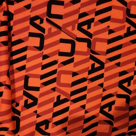 UNDER ARMOUR Shirt/Shorts Set - Picture 4 of 8